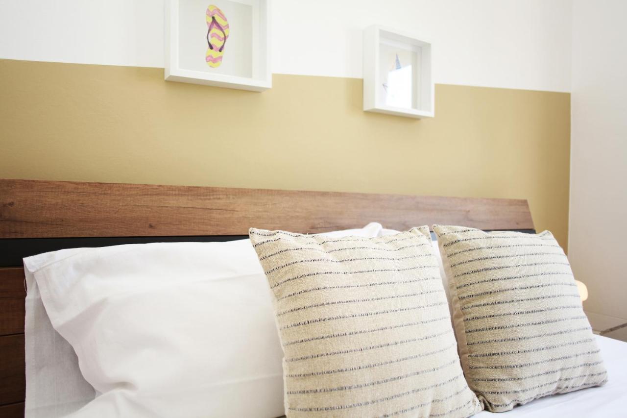 Beachside Rooms & Suites 圣维托罗卡波 外观 照片