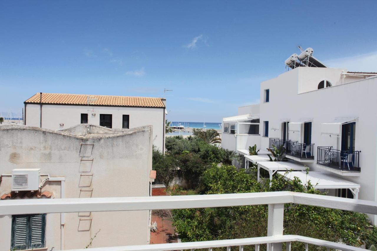 Beachside Rooms & Suites 圣维托罗卡波 外观 照片